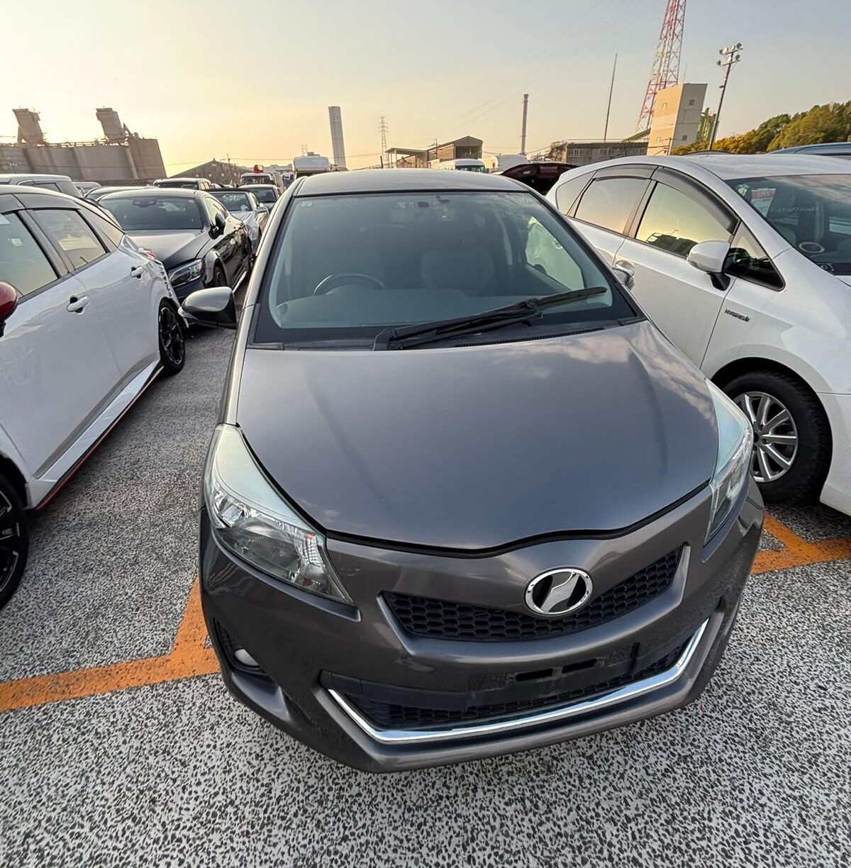 Toyota New Vitz RS 2 New Vitz RS 2011 - Imagen 1