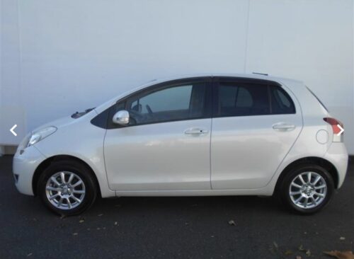 Toyota New Vitz 2010 1300cc - Imagen 4