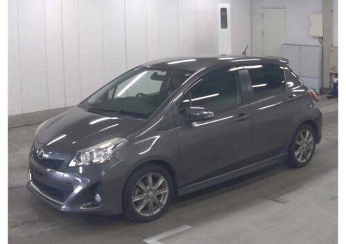 Toyota New Vitz RS 2011 - Imagen 3