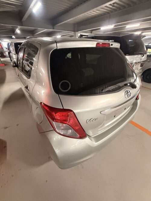 Toyota New Vitz 2013 - Imagen 7