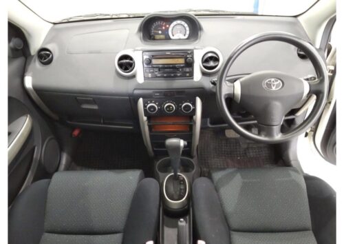 Toyota IST 2005 - Imagen 6