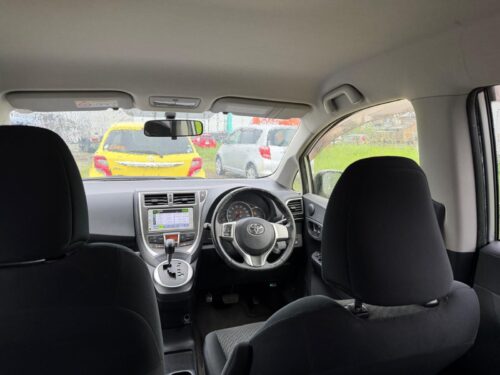 Toyota Ractis 2014 - Imagen 9