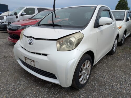 Toyota IQ 2010
