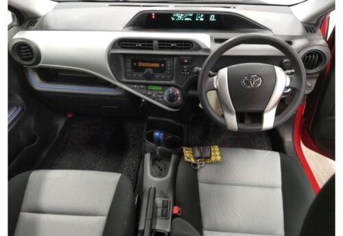 Toyota Aqua 2013 - Imagen 5