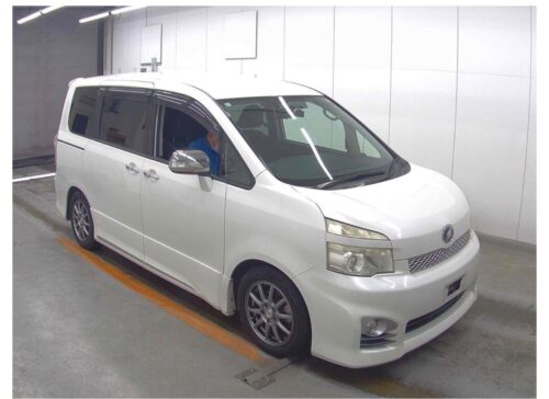 Toyota Voxy ZS 2012 - Imagen 2