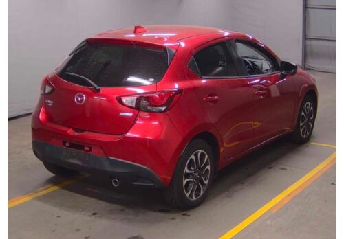 Mazda Demio XD Tourgin 2015 - Imagen 4
