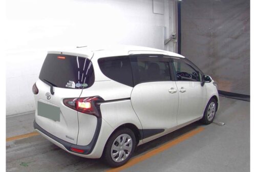 Toyota Sienta G - Imagen 3