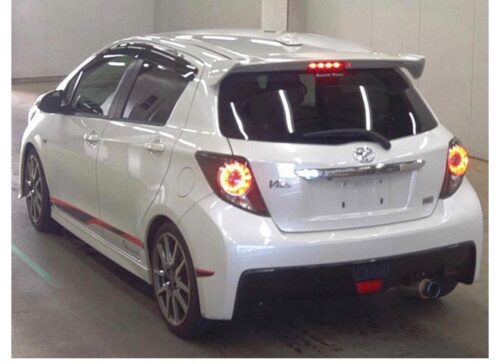 Toyota Vitz RS GS 2012 - Imagen 3