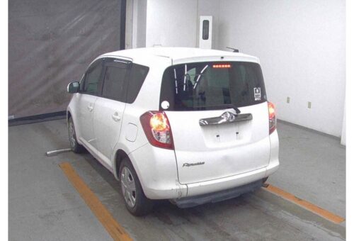 Toyota Ractis 2009 (Con Rampa) - Imagen 4