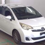 Toyota Ractis 2010