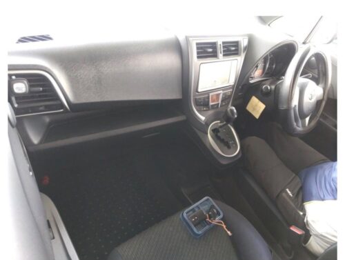 Toyota Ractis 2010 - Imagen 5