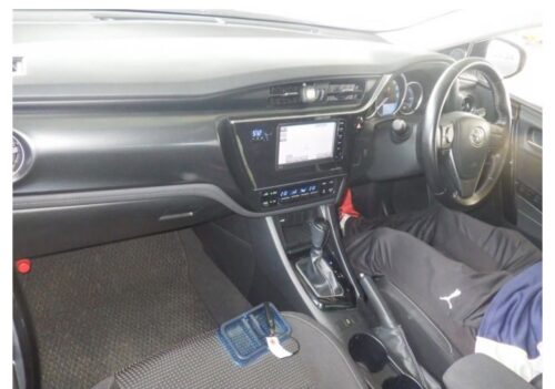 Toyota Auris 150X 2015 - Imagen 5