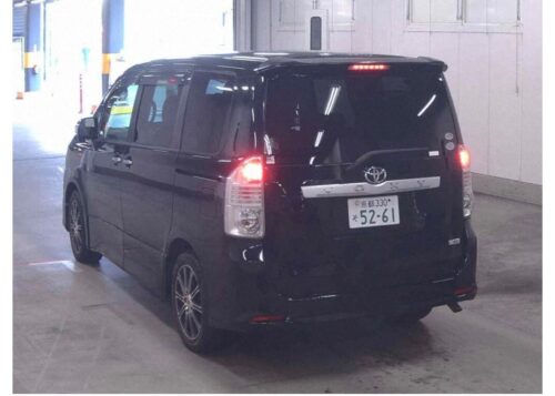 Toyota Voxy 2009 - Imagen 4