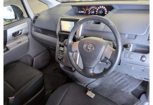 Toyota Voxy 2009 - Imagen 3