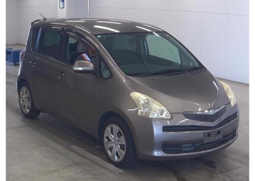 Toyota Ractis 2009