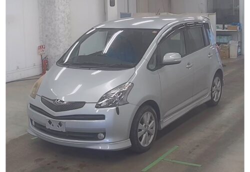 Toyota Ractis 2005 - Imagen 2