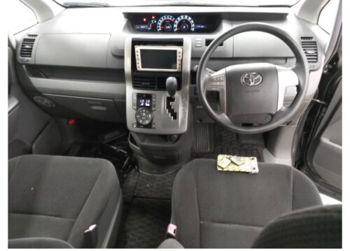 Toyota Noah 2010 - Imagen 5