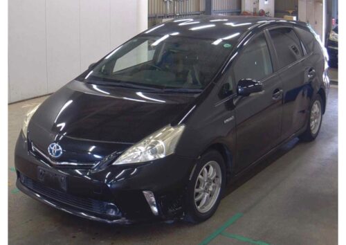 Toyota Prius Alpha 2011 - Imagen 2