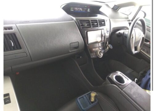Toyota Prius Alpha 2011 - Imagen 5