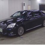 Toyota Crown Majesta 2013