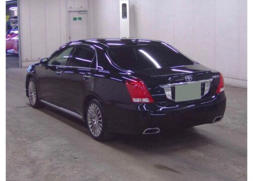 Toyota Crown Majesta 2013 - Imagen 4