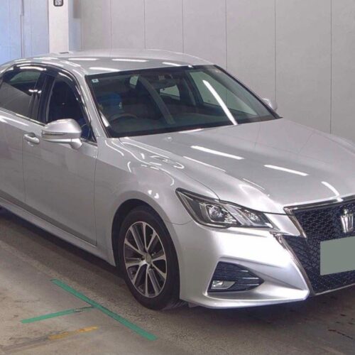 Toyota Crown 2015