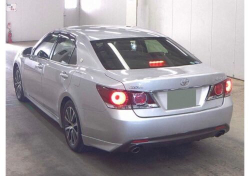 Toyota Crown 2015 - Imagen 4