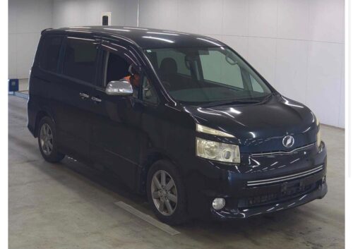 Toyota Voxy 2009