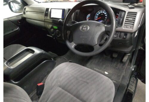Toyota Hiace Van Super GL 4WD 2011 - Imagen 5