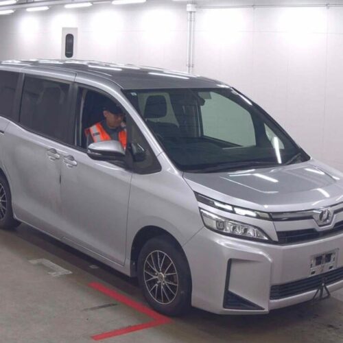 Toyota Voxy X 2017