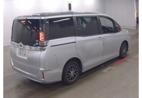 Toyota Voxy X 2017 - Imagen 4