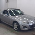 Mazda Roadster VS RHT 2011
