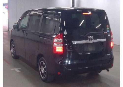 Toyota Noah X Special Edition 2014 - Imagen 4