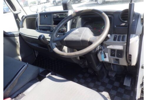 Mitsubishi Fuso Canter Dump 2019 - Imagen 6
