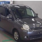 Toyota Sienta 2010