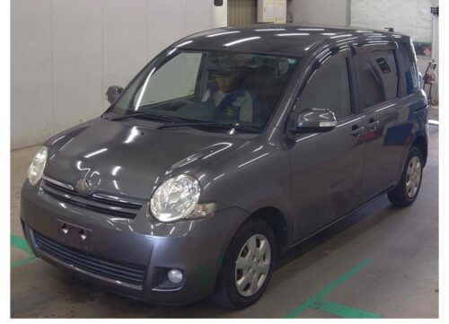 Toyota Sienta 2010 - Imagen 2
