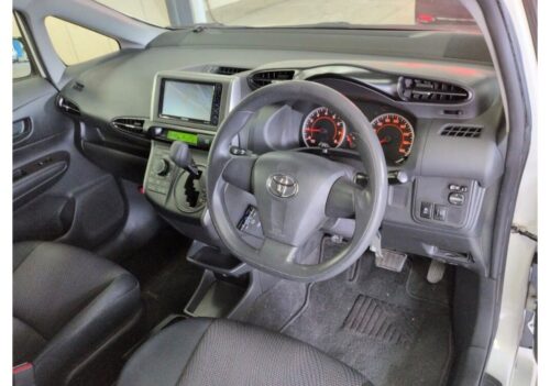 Toyota Wish 2013 - Imagen 5