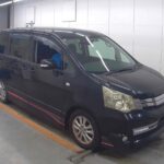 Toyota Noah Si GS 2011