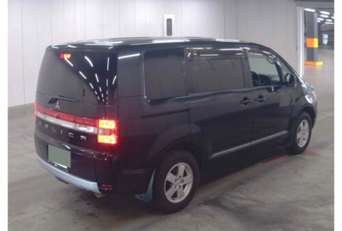 Mitsubishi Delica D5 2011 - Imagen 4