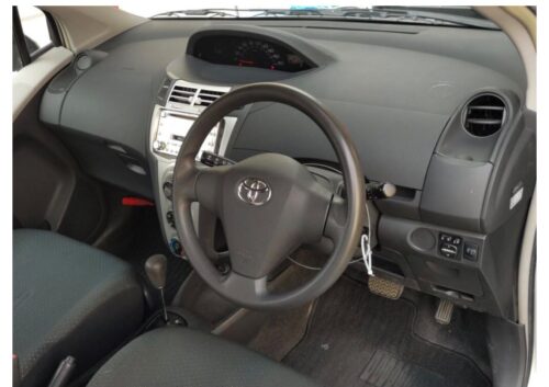 Toyota Vitz 2006 - Imagen 5