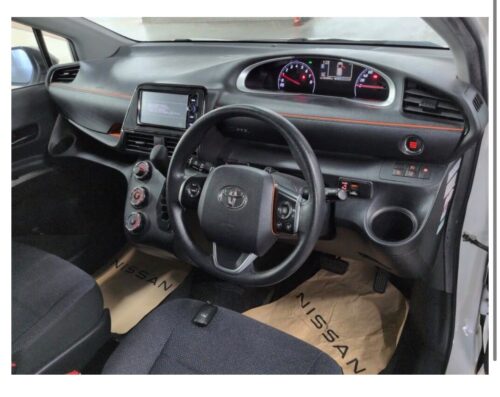 Toyota Sienta 2016 - Imagen 5