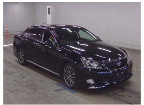 Toyota Crown Majesta 2011