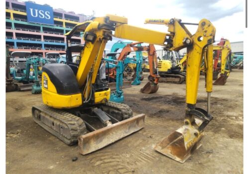 Excavadora Komatsu PC30 - Imagen 2
