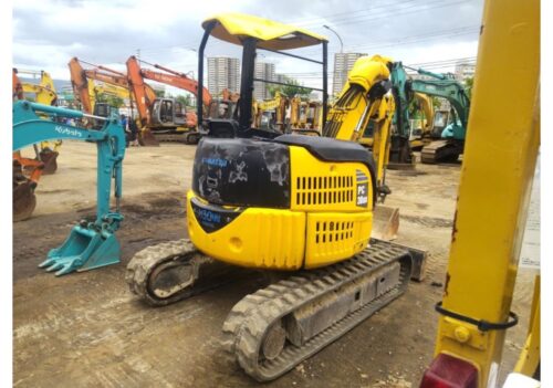 Excavadora Komatsu PC30 - Imagen 4