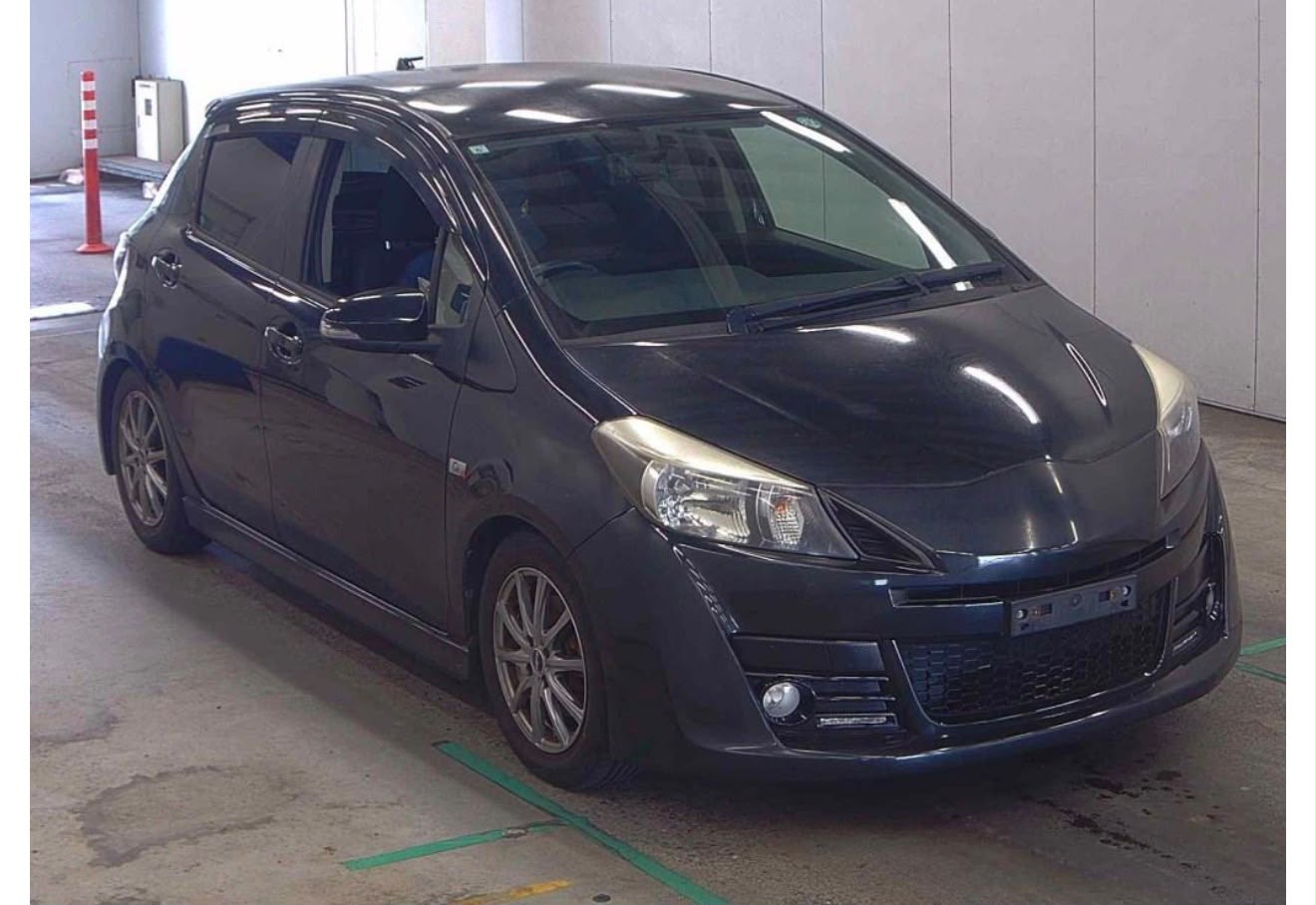WhatsApp Image 2026-08-12 at 14.04.36 (1) Toyota Vitz RS G's 2013 - Imagen 1
