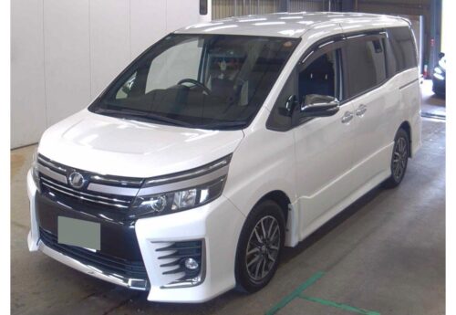Toyota Voxy ZS Kirameki II 2016 - Imagen 2