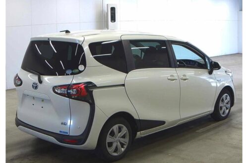 Toyota Sienta Hybrid 2018 - Imagen 4