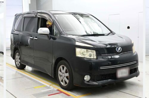 Toyota Voxy ZS Kirameki II 2009 - Imagen 2