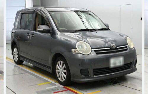 Toyota Sienta G 2010 - Imagen 2