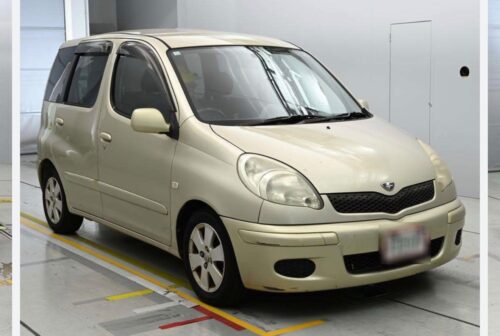 Toyota FunCargo 2002 - Imagen 2